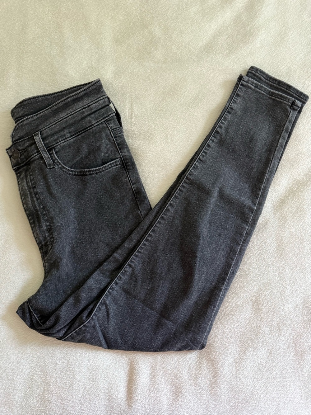 Levi's Charcoal Skinny Jeans